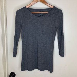 CYNTHIA ROWLEY || Quarter Sleeve V-Neck Shirt